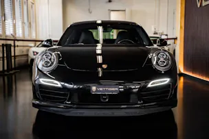 PORSCHE 911 Turbo S PDK