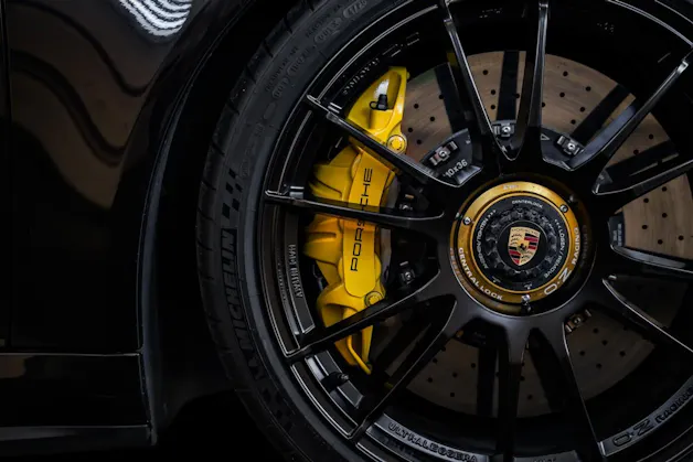 PORSCHE 911 Turbo S PDK