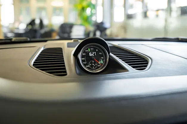 PORSCHE 911 Turbo S PDK