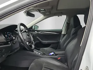 SKODA Octavia Combi 2.0 TDI DSG Style 4x4