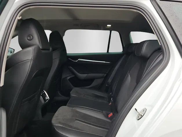 SKODA Octavia Combi 2.0 TDI DSG Style 4x4