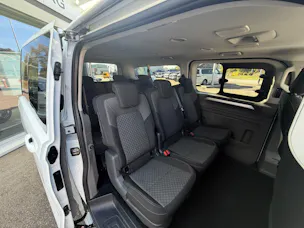 VW Caravelle 2.0 TDI Life LWB 4Motion Automat 9-Sitzplätze