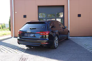AUDI A4 Avant 2.0 TFSI quattro - "CH Auto * Toit Ouvrant * Cuir/Alcantara * Son Bang&Olufsen * Sièges Electriques Chauffants"