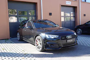 AUDI A4 Avant 2.0 TFSI quattro - "CH Auto * Toit Ouvrant * Cuir/Alcantara * Son Bang&Olufsen * Sièges Electriques Chauffants"