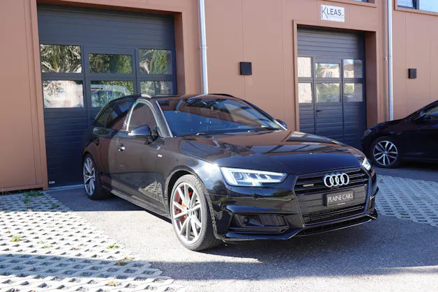 AUDI A4 Avant 2.0 TFSI quattro - "CH Auto * Toit Ouvrant * Cuir/Alcantara * Son Bang&Olufsen * Sièges Electriques Chauffants"