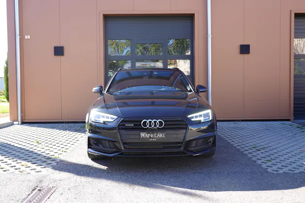 AUDI A4 Avant 2.0 TFSI quattro - "CH Auto * Toit Ouvrant * Cuir/Alcantara * Son Bang&Olufsen * Sièges Electriques Chauffants"