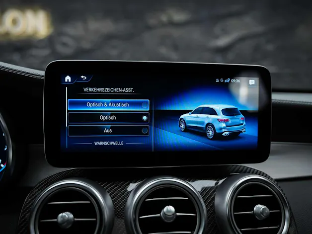 MERCEDES-BENZ GLC 63 S AMG 4Matic 9G-Tronic *CH Fahrzeug*Panorama*Sitzbelüftung*Head Up*