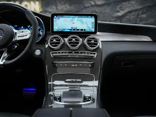 MERCEDES-BENZ GLC 63 S AMG 4Matic 9G-Tronic *CH Fahrzeug*Panorama*Sitzbelüftung*Head Up*