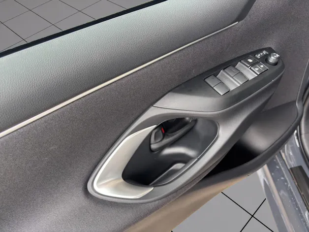 MAZDA 2 Hybrid Exclusive-Line