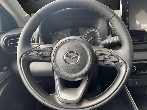 MAZDA 2 Hybrid Exclusive-Line