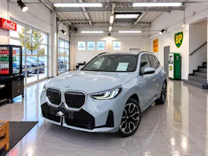 BMW X3 xDrive 20i 48V M Sport Pro + AHK 2400kg + Werksgarantie 07.2030