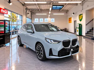 BMW X3 xDrive 20i 48V M Sport Pro + AHK 2400kg + Werksgarantie 07.2030