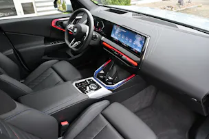 BMW X3 xDrive 20i 48V M Sport Pro + AHK 2400kg + Werksgarantie 07.2030