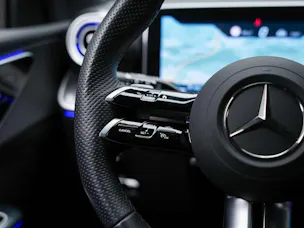 MERCEDES-BENZ GLC 300 d 4Matic AMG Line 9G-Tronic *21" Felgen*Digital Light*AHK*