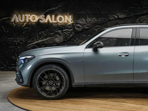 MERCEDES-BENZ GLC 300 d 4Matic AMG Line 9G-Tronic *21" Felgen*Digital Light*AHK*