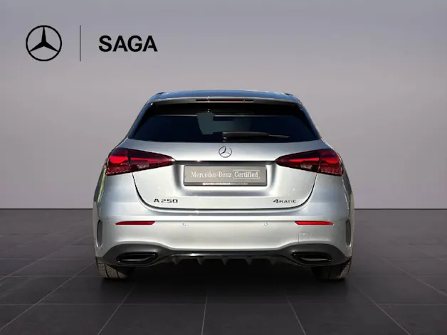 MERCEDES-BENZ A 250 AMG Line 4m