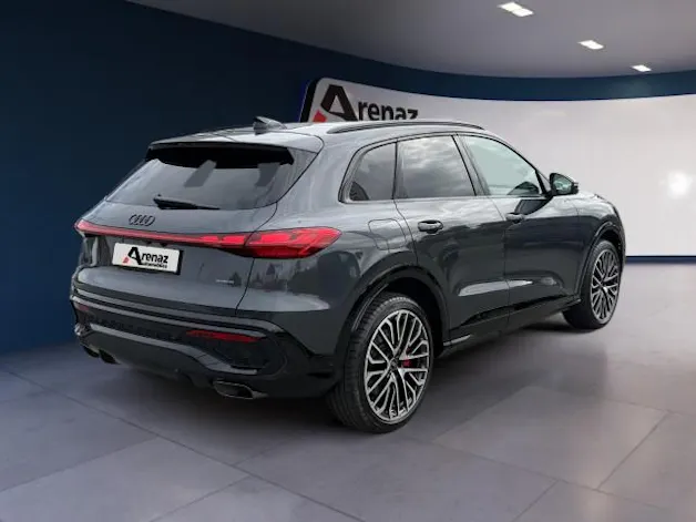 AUDI Q5 e-hybrid quattro 270 kW S-tronic