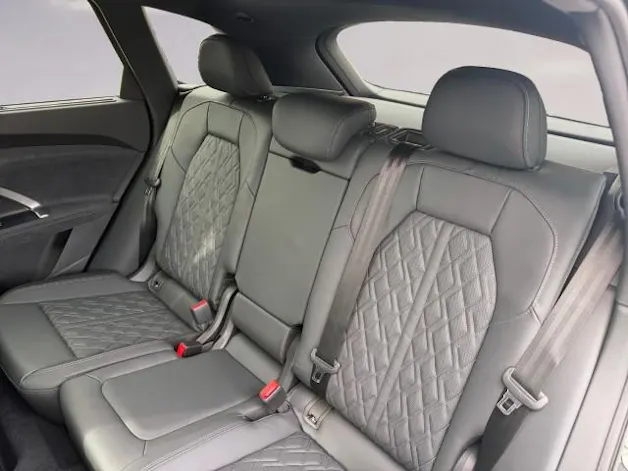 AUDI Q5 e-hybrid quattro 270 kW S-tronic