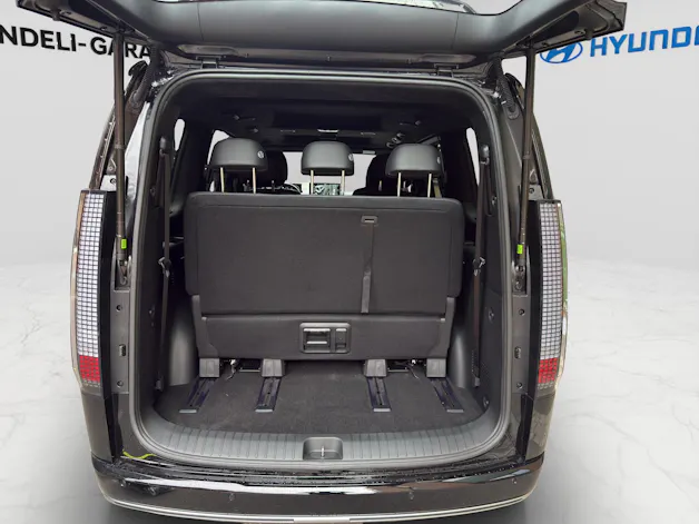 HYUNDAI Staria Premium 84 kWh Vertex