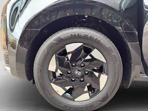 HYUNDAI Staria Premium 84 kWh Vertex