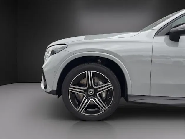 MERCEDES-BENZ GLC 400 e 4M EQ Star