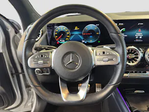 MERCEDES-BENZ EQA 300 Swiss Star AMG Line 4MATIC