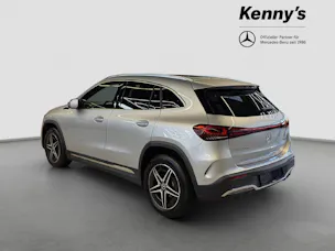 MERCEDES-BENZ EQA 300 Swiss Star AMG Line 4MATIC