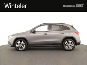 MERCEDES-BENZ GLA 200 Progressive