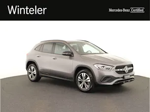 MERCEDES-BENZ GLA 200 Progressive