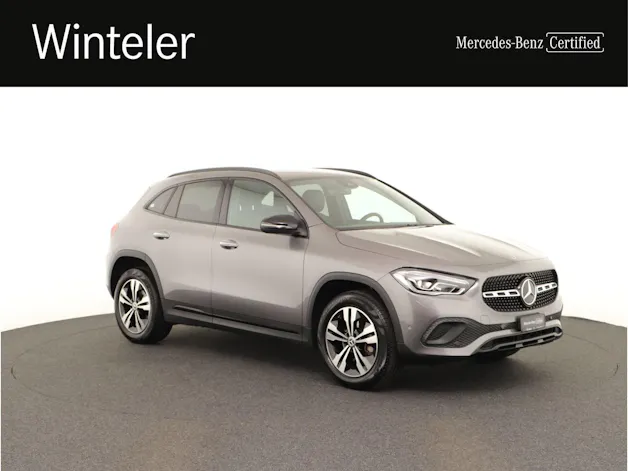 MERCEDES-BENZ GLA 200 Progressive