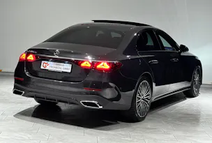 MERCEDES-BENZ E 300 de 4Matic 9G-Tronic | CH | 1.Hand |