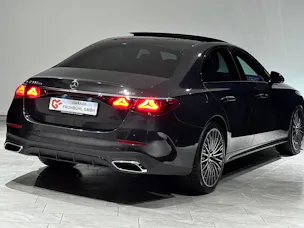 MERCEDES-BENZ E 300 de 4Matic 9G-Tronic | CH | 1.Hand |