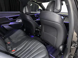 MERCEDES-BENZ E 300 de 4Matic 9G-Tronic | CH | 1.Hand |