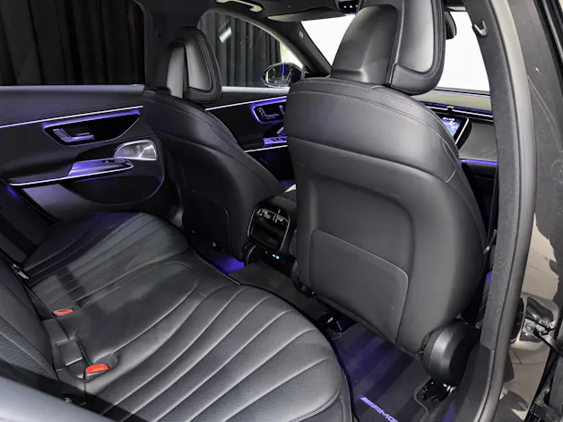 MERCEDES-BENZ E 300 de 4Matic 9G-Tronic | CH | 1.Hand |