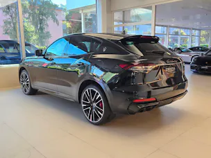 MASERATI Levante 3.8 V8 Trofeo Q4 Automatica - Facelift 2021