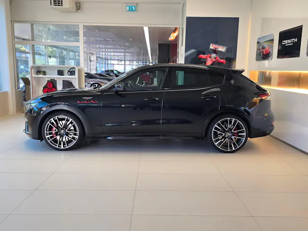 MASERATI Levante 3.8 V8 Trofeo Q4 Automatica - Facelift 2021