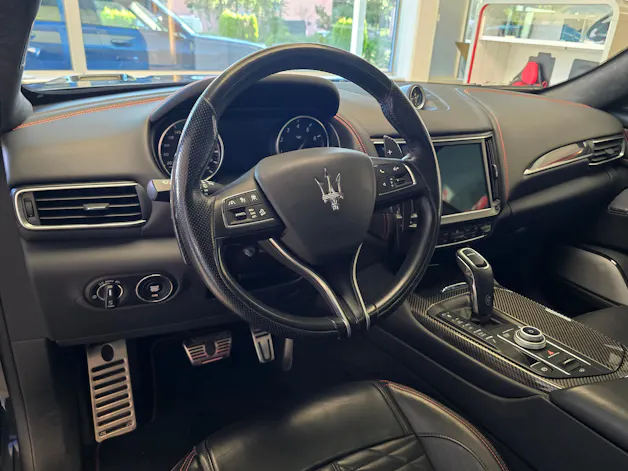 MASERATI Levante 3.8 V8 Trofeo Q4 Automatica - Facelift 2021