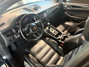 PORSCHE Macan GTS PDK