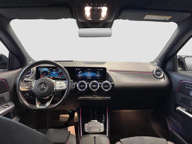 MERCEDES-BENZ GLA 250