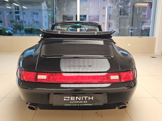 PORSCHE 911 Carrera 4 Cabrio