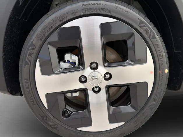 HYUNDAI Inster 49 kWh Electric Vertex