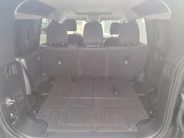 Land Rover Defender 110 P400 I6 First Edition 3.0 MHEV AT8
