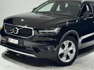 VOLVO XC40 B4 Benzin Mild Hybrid AWD Momentum Geartronic | 1.Hand | AHK |