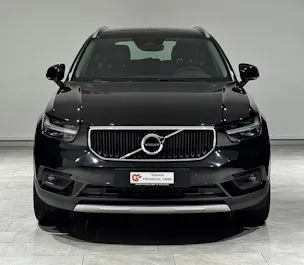 VOLVO XC40 B4 Benzin Mild Hybrid AWD Momentum Geartronic | 1.Hand | AHK |