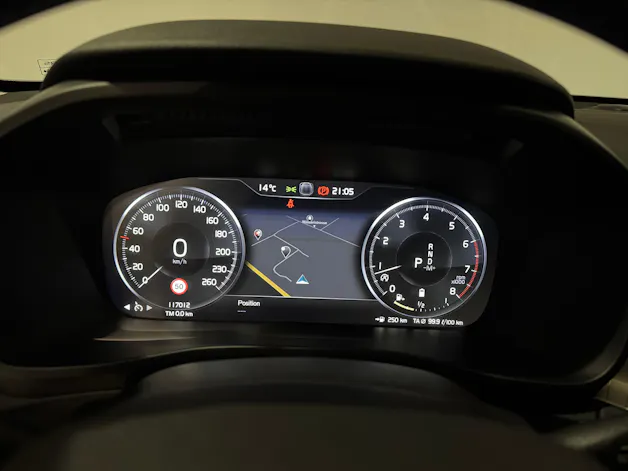 VOLVO XC40 B4 Benzin Mild Hybrid AWD Momentum Geartronic | 1.Hand | AHK |