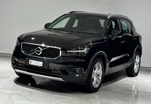 VOLVO XC40 B4 Benzin Mild Hybrid AWD Momentum Geartronic | 1.Hand | AHK |