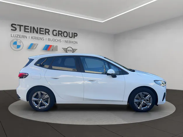 BMW 223d Active Tourer xDrive DKG