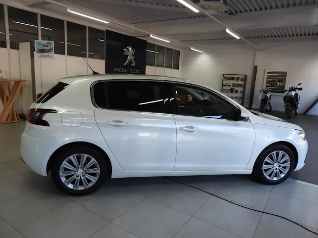 PEUGEOT 308 1.2 Turbo 110CV Allure