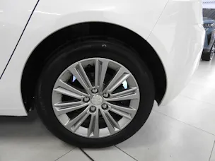 PEUGEOT 308 1.2 Turbo 110CV Allure