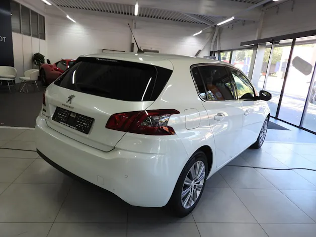 PEUGEOT 308 1.2 Turbo 110CV Allure